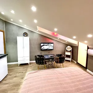 Apart Otel Levent Palace Stdyo, İstanbul